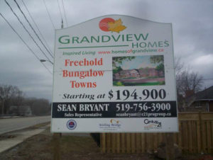 Real estate and outdoor large size signs for business